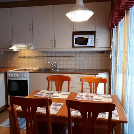 Lägenhet Varikko